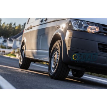 Nokian Hakka C2 205/65 R16C 107/105T летняя шина-13